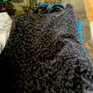 Lulu y back yoga tank.  Size 10
